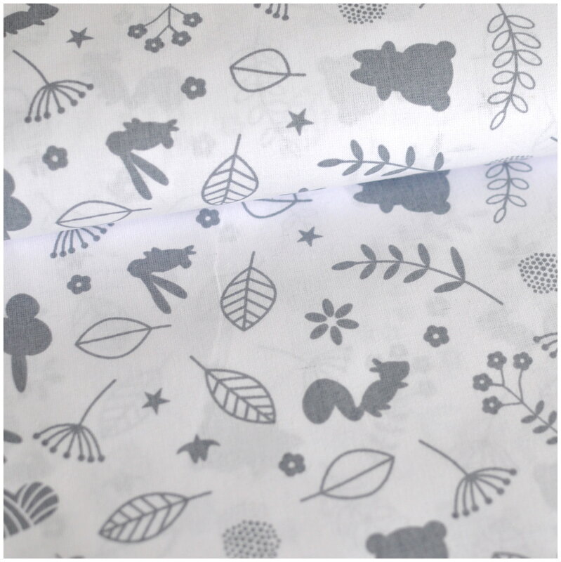 Lesné zvieratká šedé na bielom -  cotton fabric 
